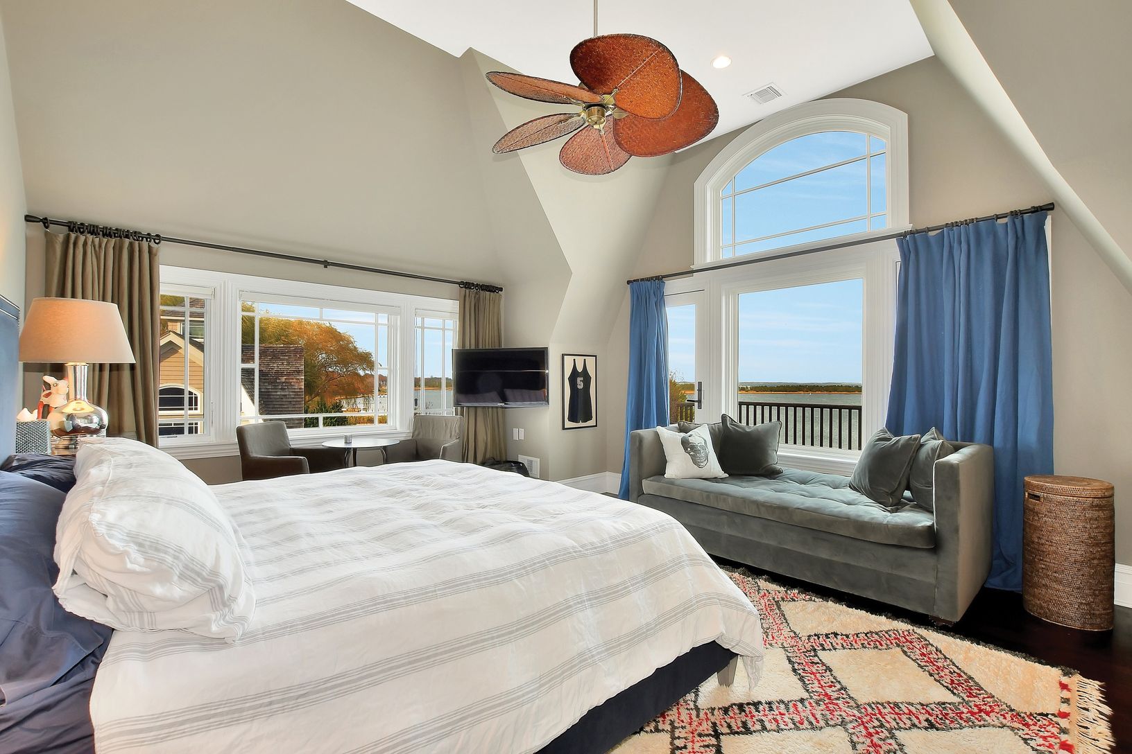 10 Lari Lane, Shelter Island - Bumblebee Manor - Guest Bedroom 3