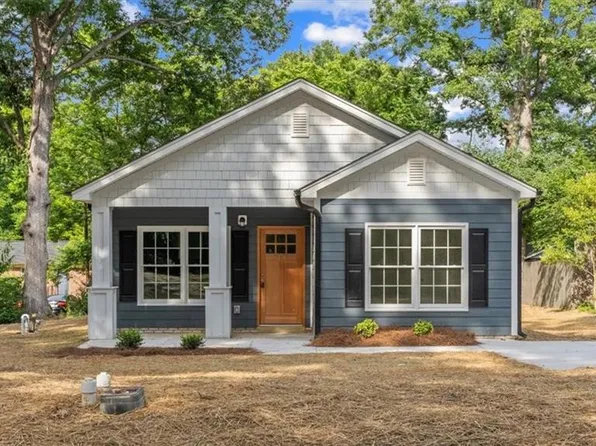 13 Jones Ave, Thomasville, NC 27360
