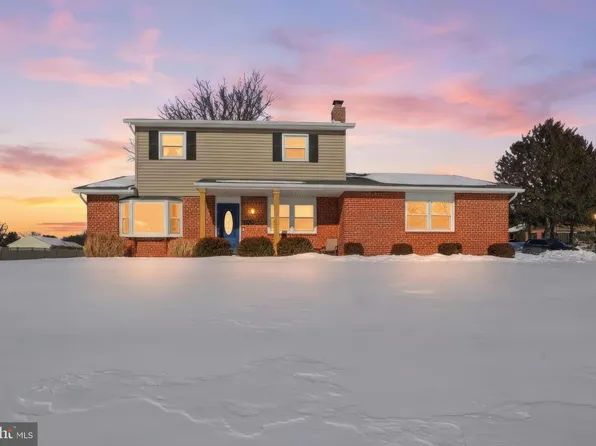 6136 Friar Rd, Harrisburg, PA 17111