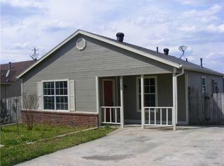 2505 SE 3rd St, Bentonville, AR 72712