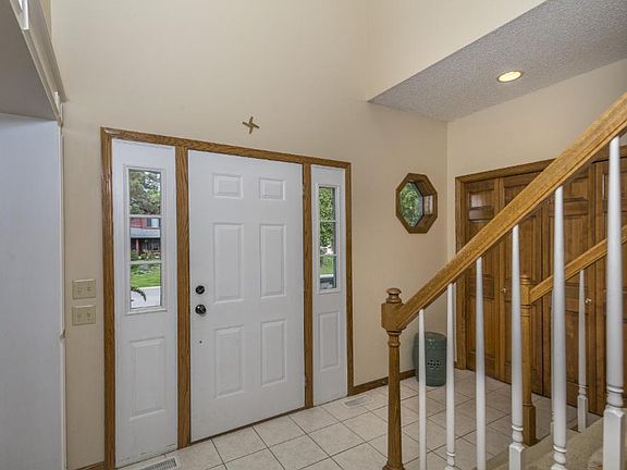 3rd image of 1435 Shannon Dr