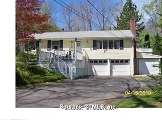 20 Oak Knoll Rd, East Hampton, CT 06424