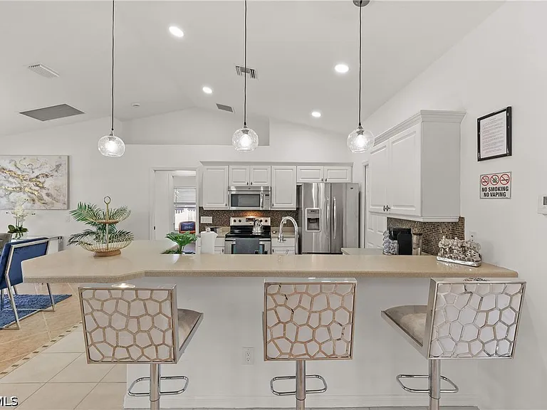 1801 Everest Pkwy — Photo 7
