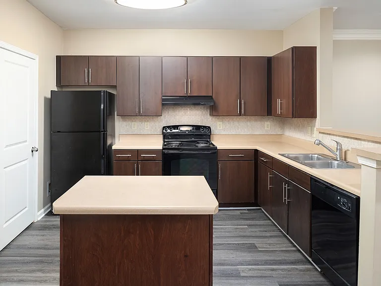 Stillwood Farms Apartments at Newnan — Photo 13