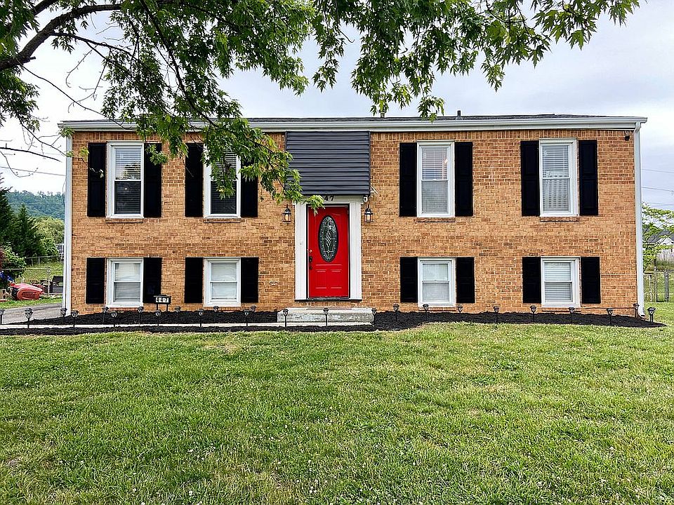 1st image of 447 Stoneacres Dr