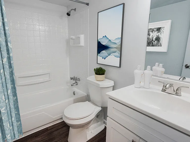 The Residences at Lakeview — Photo 16