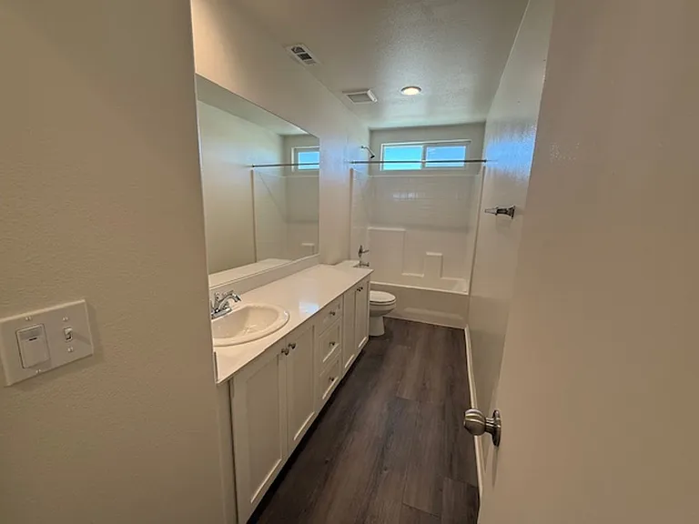 2917 La Calle Audaz Ave — Photo 10