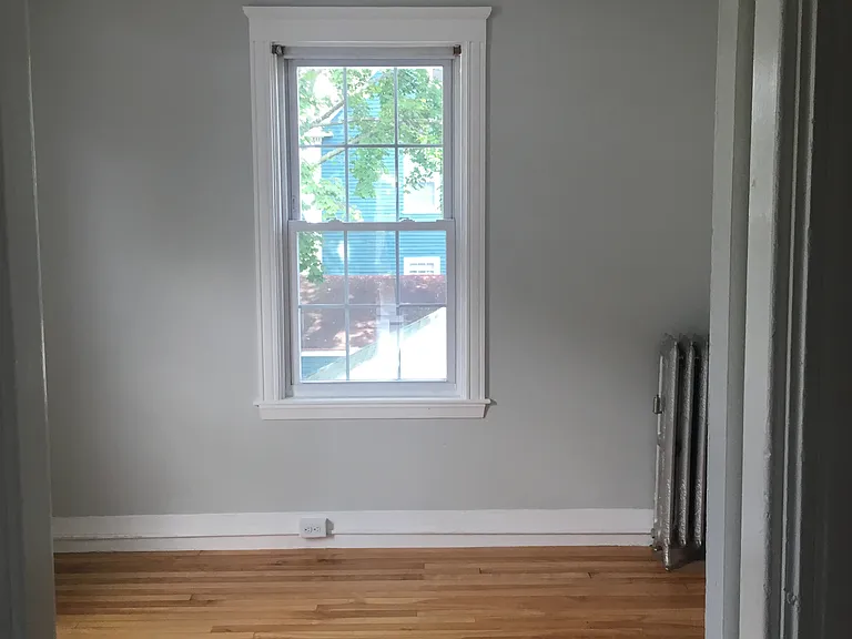 519 Brighton Ave — Photo 7