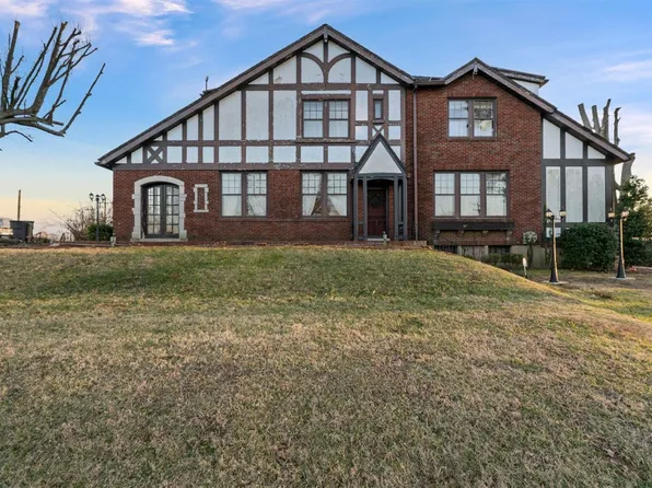 103 E Broadway St, Livermore, KY 42352