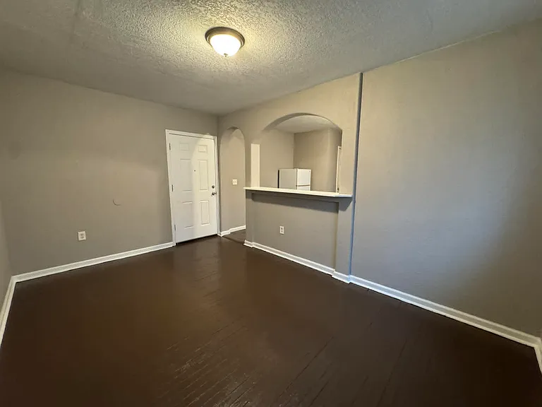 2057 N 5th St #4 — Photo 2