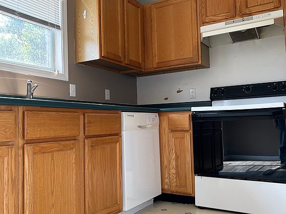 5th image of 5655 Paw Paw Lake Rd APT A