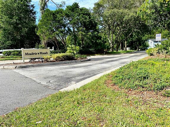 2nd image of 4 Moultrie Creek Cir