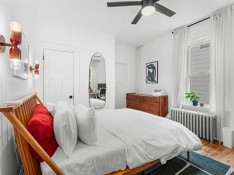 70 Saint Rose St #1A — Photo 11