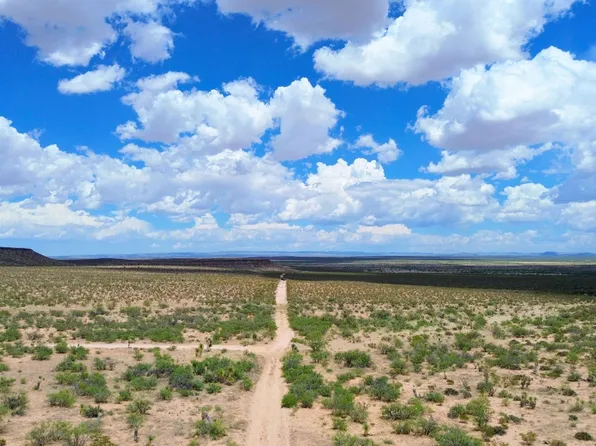 Tucker Run, Sierra Blanca, TX 79851