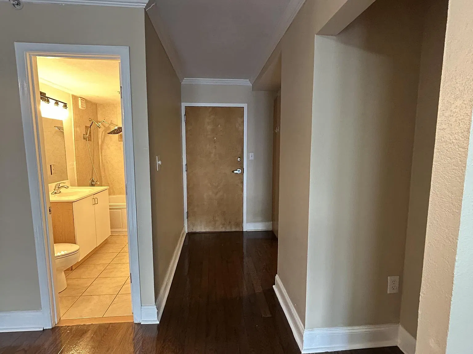 Studio, 566 sqft, $1,400 — Photo 1