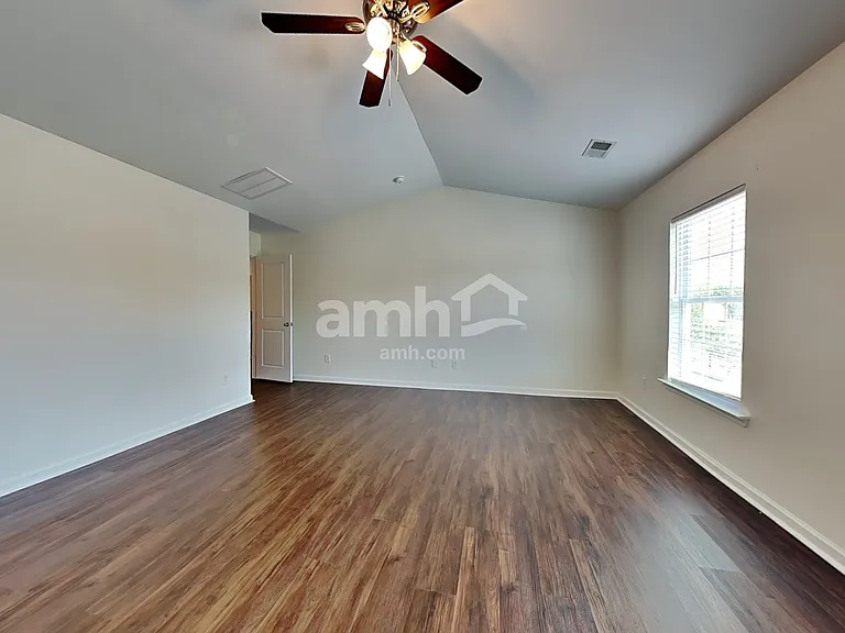 236 Addlestone Cir — Photo 9