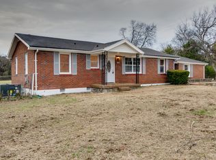 3947 Pheasant Dr, Nashville, TN 37218