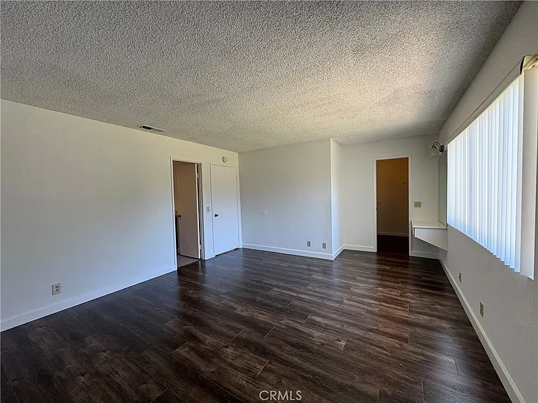 21200 Fibre Ct — Photo 14