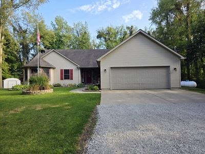 1063 Fisher Rd, Quincy, MI, 49082