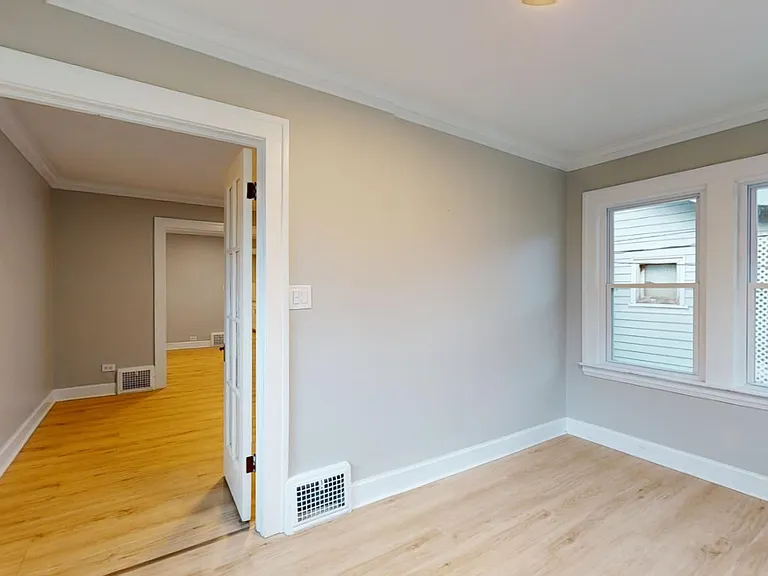 10620 Linnet Ave — Photo 9
