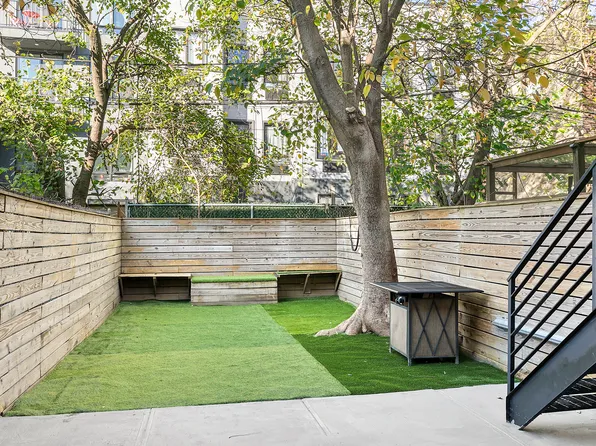 1241 Herkimer Street image 8 of 9