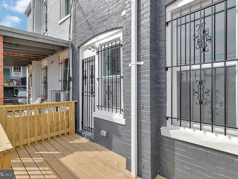 444 Kenyon St NW — Photo 49
