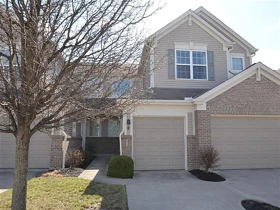 373 Riverbend Dr photo 1