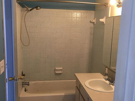 4th image of 773 Quail Hollow Dr
