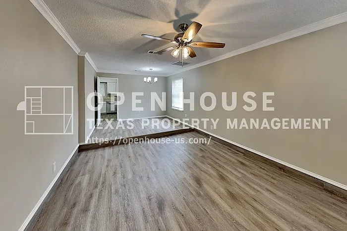 1301 Wren Dr — Photo 7