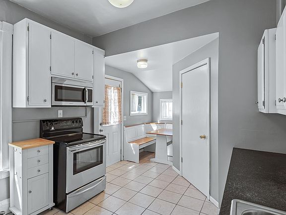 2nd image of 3020 James Ave S #1
