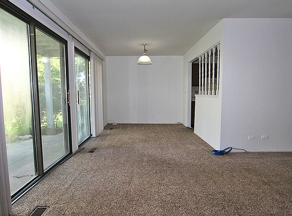 4th image of 404 Sandalwood Ln APT B1