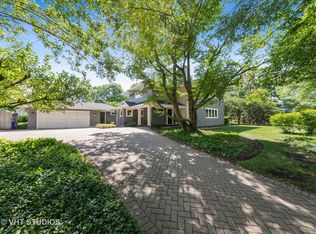 827 N West St, Wheaton, IL 60187