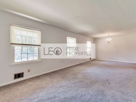 4th image of 3622 Kings Park Way