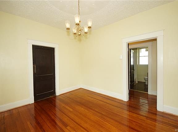5th image of 1915 2nd Ave