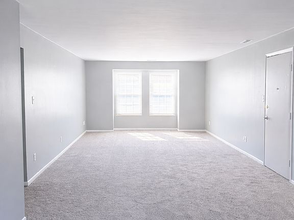 5th image of 100 N Alex Rd APT D