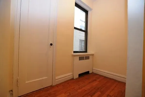 Rented by City Connections Realty | media 18