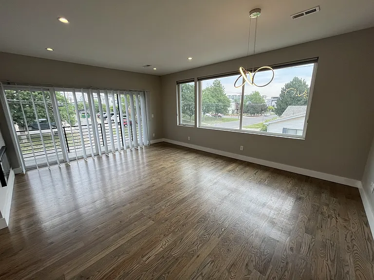 3220 W 18th Ave — Photo 5