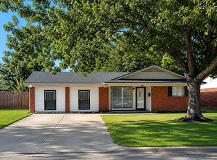 4809 Melinda Dr, Forest Hill, TX 76119