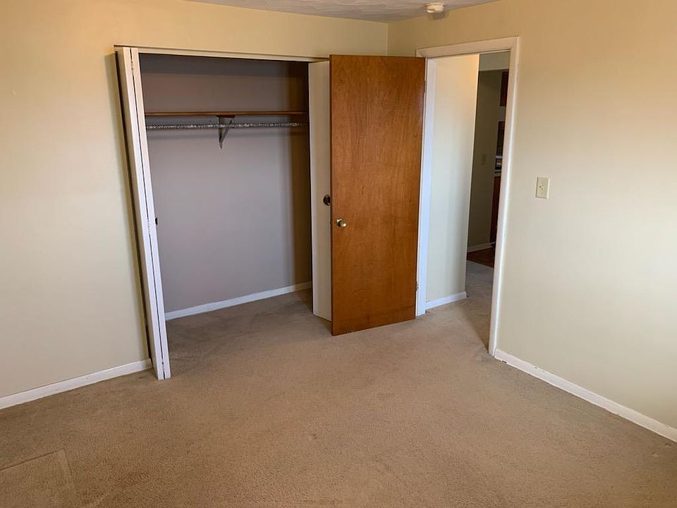 1st image of 30 Dreyer Ave