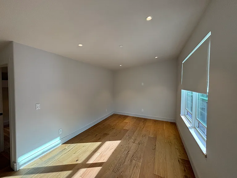 431.5 Evans St — Photo 13