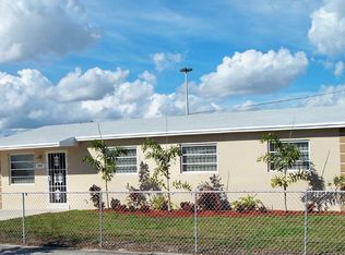 2821 NW 179th St, Miami Gardens, FL 33056