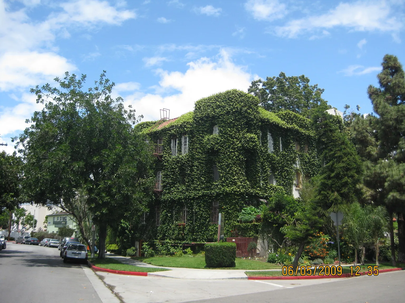 AFTON ARMS — Photo 2