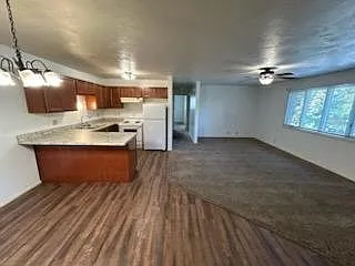 249 N 8 W — Photo 10