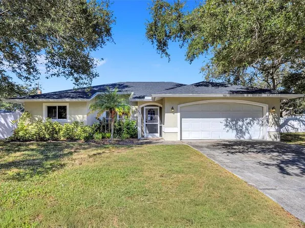 682 Roanoke Rd, Venice, FL 34293