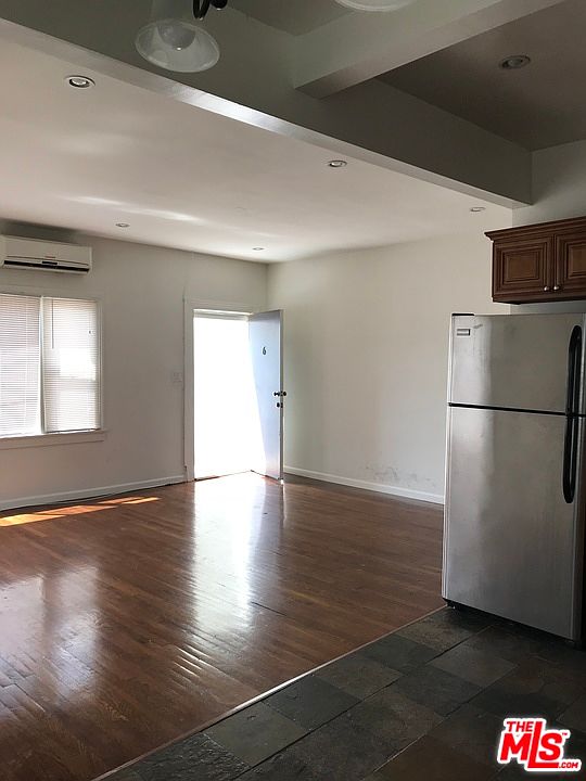 2nd image of 1811 Ivar Ave APT 6