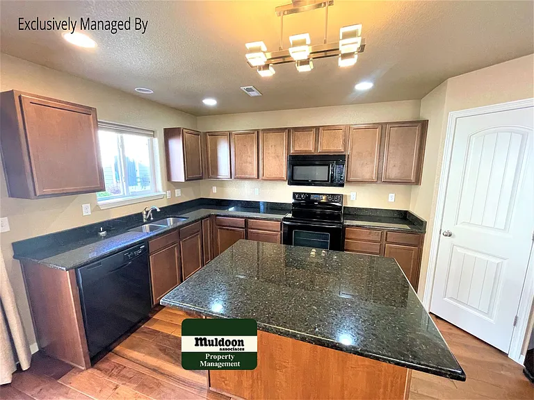 11529 Hibiscus Ln — Photo 7