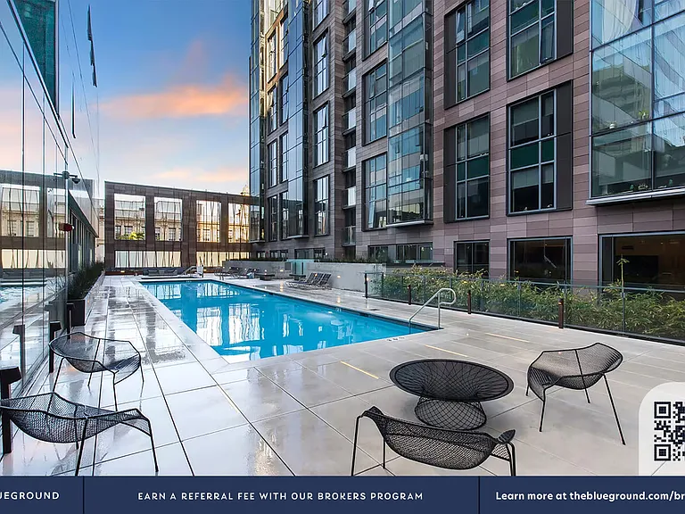Building's Swimming pool