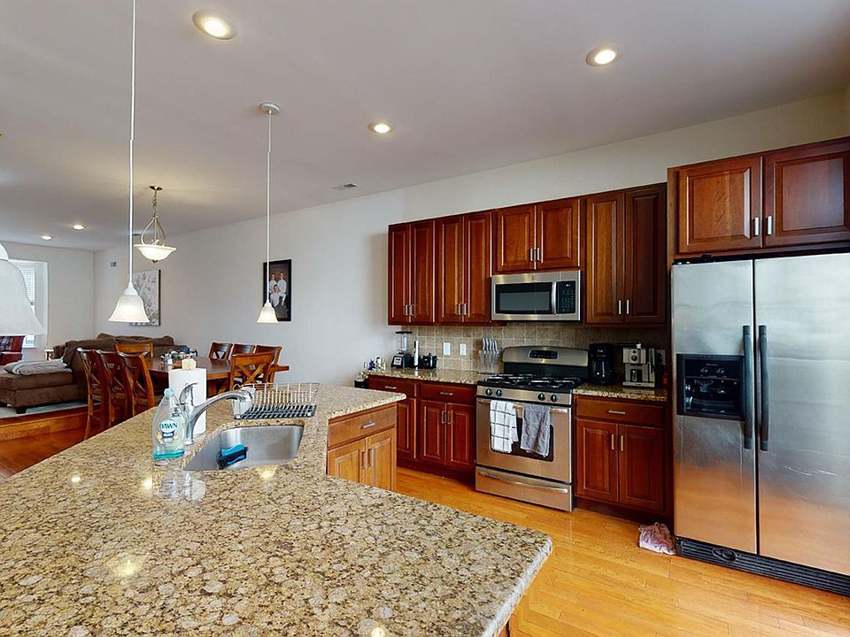 1st image of 1007 S Dorrance St