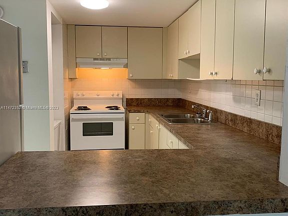 2nd image of 10090 NW 80th Ct APT 1148