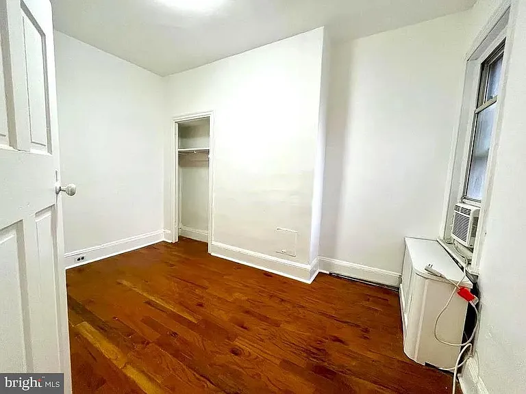 2127 Tasker St #2 — Photo 4